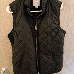 Old Navy Women's Quilted Dark Vest